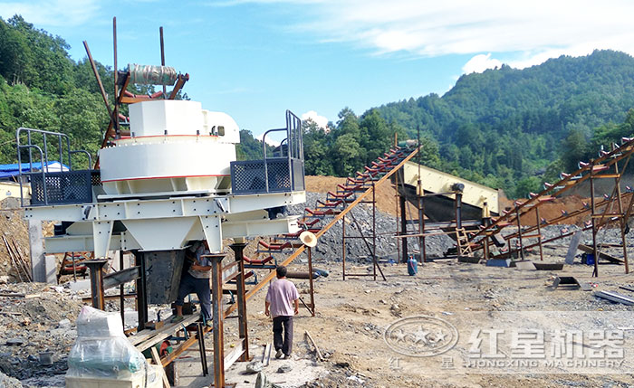 時(shí)產(chǎn)50-60噸建筑垃圾沖擊式破碎機(jī)哪里便宜？河南廠家有推薦嗎？